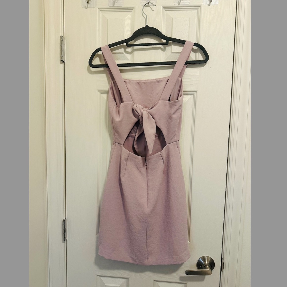 Aritzia Wilfred Aperature Tie-Back Dress (Size 4)